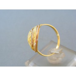 Zlatý dámsky prsteň vzorovaný žlté červené zlato VP57226V