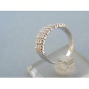 Moderný dámsky prsteň biele zlato kamienky VP53428B