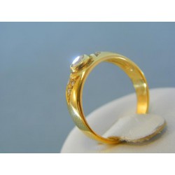 Tradičný zlatý prsteň žlté zlato zirkóny VP56402Zče