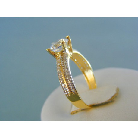 Zlatý dámsky prsteň žlté zlato trblietavé zirkóny VP56260Z