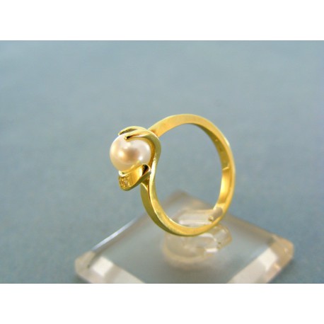 Dámsky prsteň žlté zlato s perlou a zirkónmy