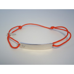 Strieborný dámsky náramok s platničkou na červenej šnúrke ródium Kamienok VNS220 925/1000 2,20 g