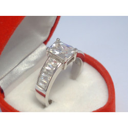Dámske strieborné naušnice číre zirkóny VPS60512 925/1000 5,12 g