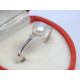 Jednoduchý dámsky strieborný prsteň s perličkou  zirkóny ródium VPS58139 925/1000 1,39 g