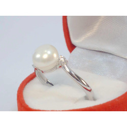 Strieborný prsteň s perlou a zirkónmi VPS61249 925/1000 2,49g