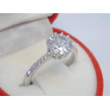 Dámsky strieborný prsteň s brúseným zirkónom VAS54236 925/1000 2,36g