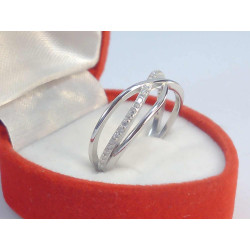 Strieborný prsteň zaujímavý vzor so zirkónmi VPS56207 925/1000 2,07g